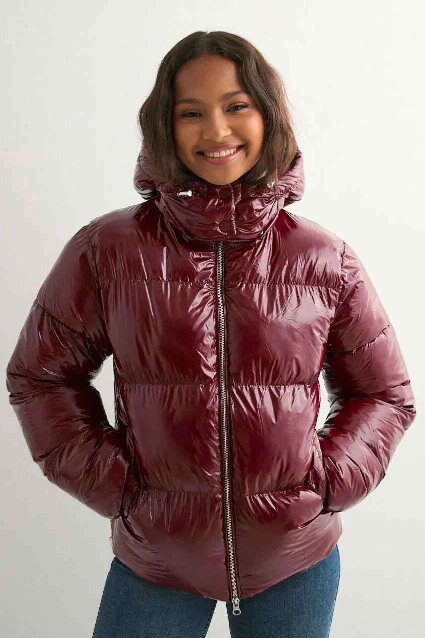LAURA PUFFER